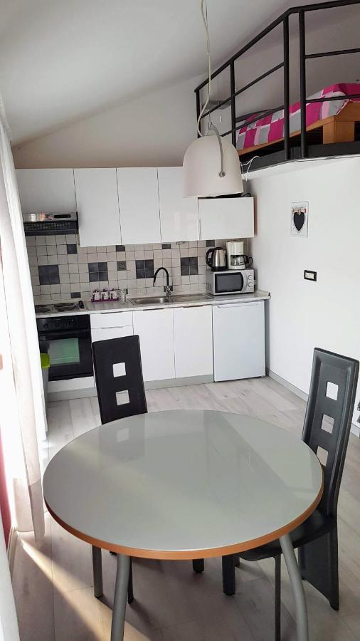 Appartamento Sia House Pola Esterno foto